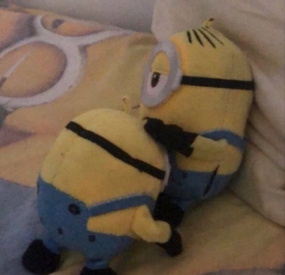 minion bot tweet media