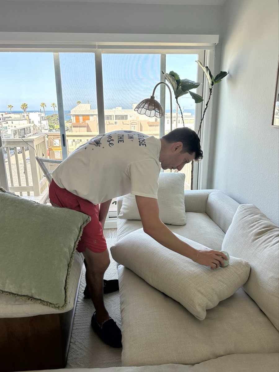 Jenna McNaney tweet media