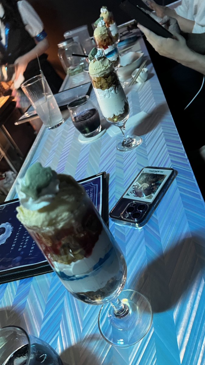 くりュ tweet media