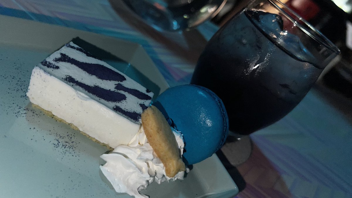 くりュ tweet media