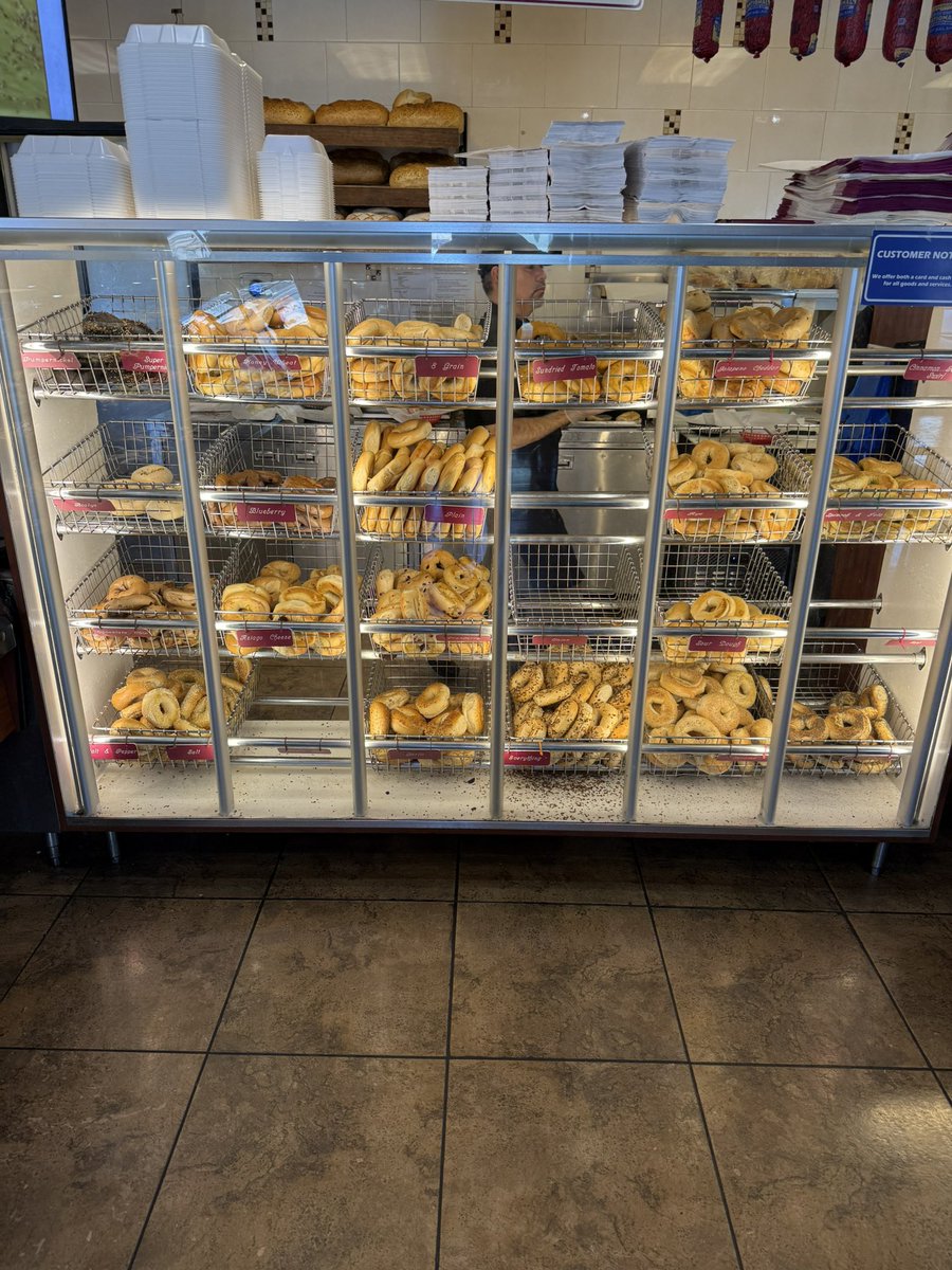 jpotconcierge's tweet image. For the locals - Bagel Cafe in the Summerlin area. Would highly recommend. #Summerlin #Vegas #LasVegas #Bagel #Foodie