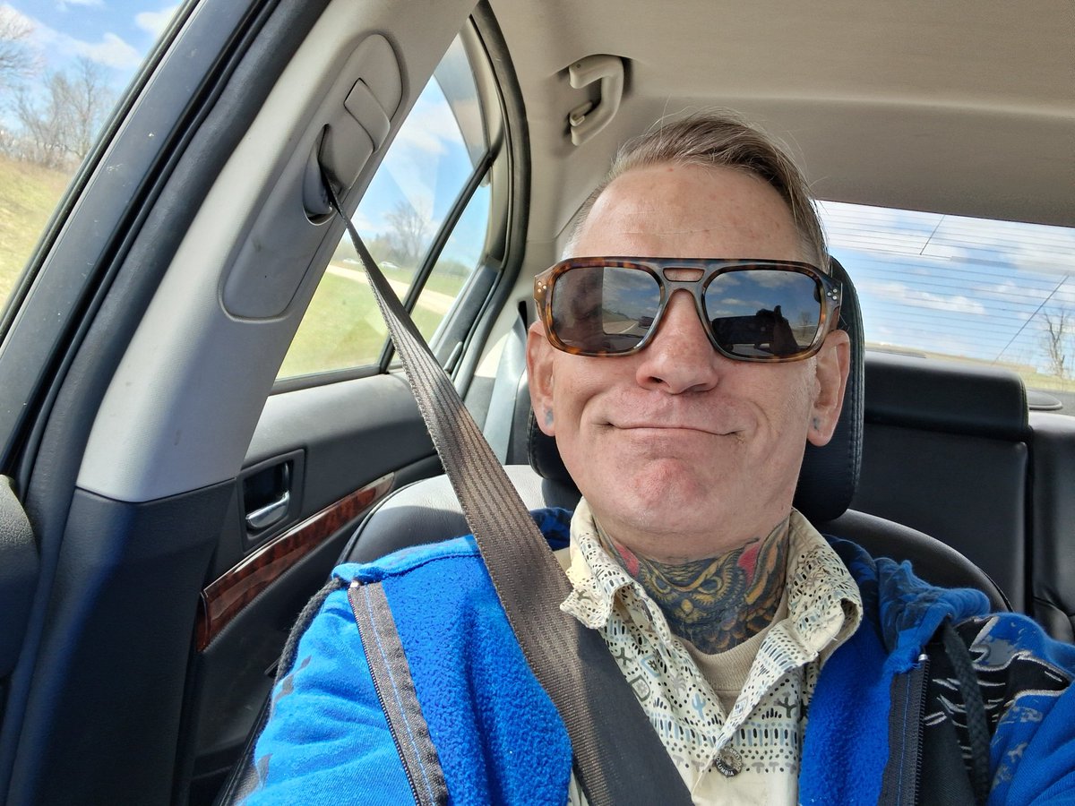 👊Koko tweet media