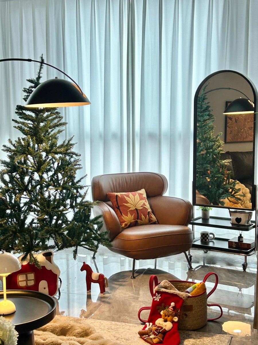 Encrypted Venom tweet media