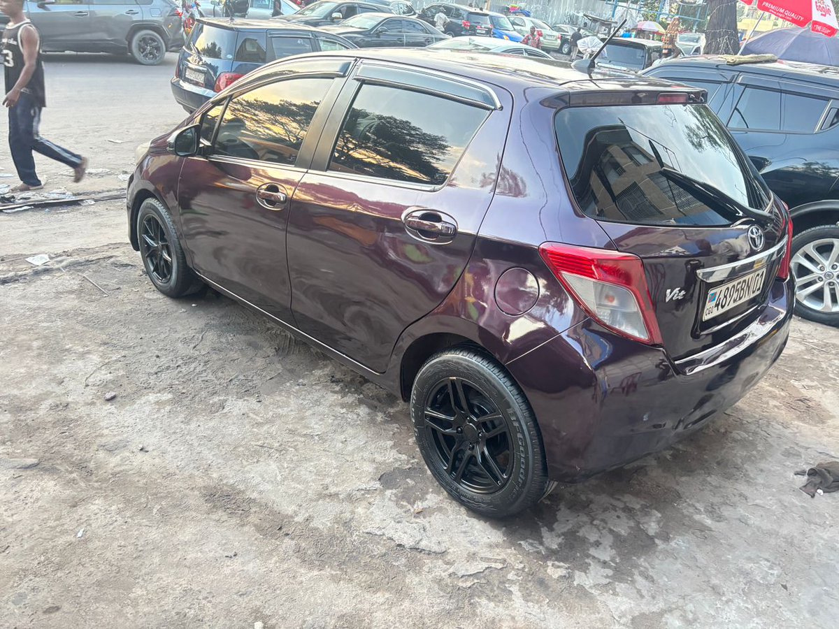 WATCHA243's tweet photo. Contact 0999 430 977 ( Appel et whatsapp)

VENTE D'UNE TOYOTA VITZ

Troisième génération 
Climatisation impeccable 
Écran tactile Android 
Caméra de recul 
Jantes chromées 
Suspension 🆗️ 

🛑 PRIX : $3300

#acsabusiness #kinshasa #toyota #VITZ https://t.co/vJqbTnlGN8