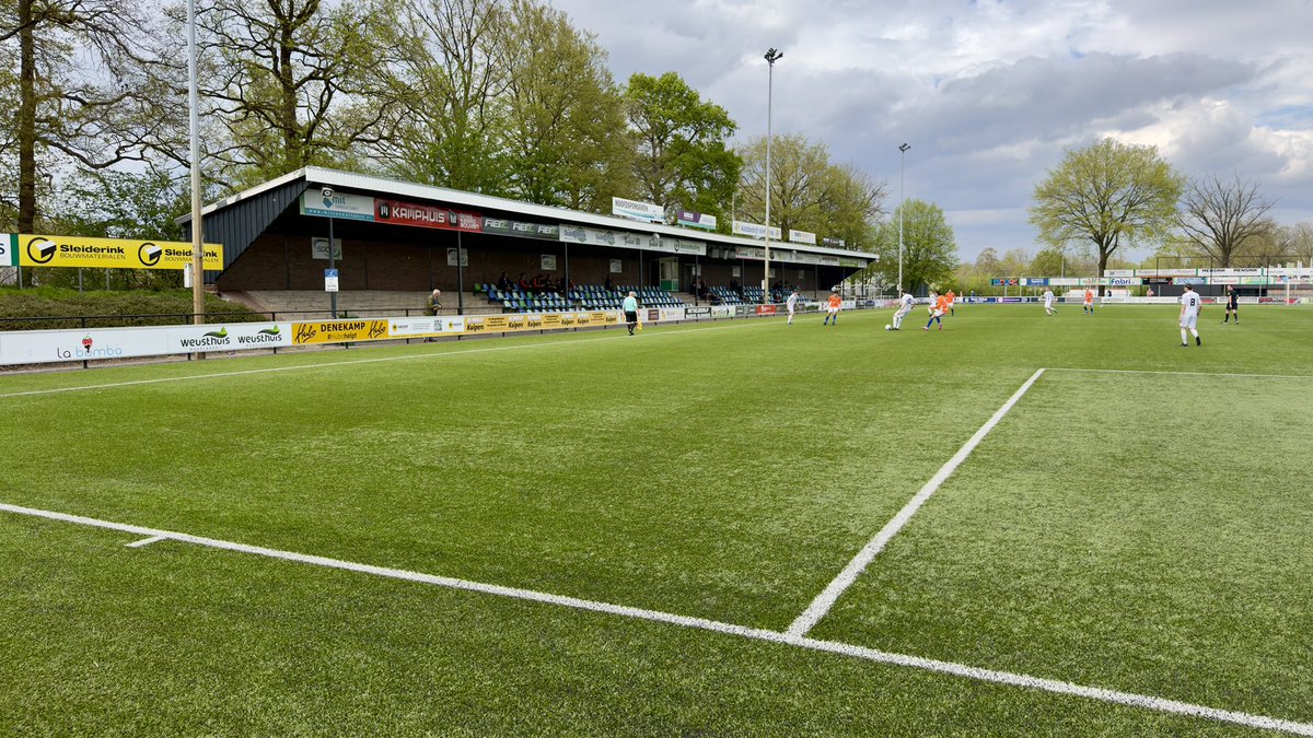 stadionvoer's tweet image. 18.04.2026 @SDC12Denekamp - @csv28 3-2
🏆 2e klasse H Oost zaterdag
🏟️ Sportpark de Molendijk, Denekamp
👥 100
#groundhopping #saturdayshots