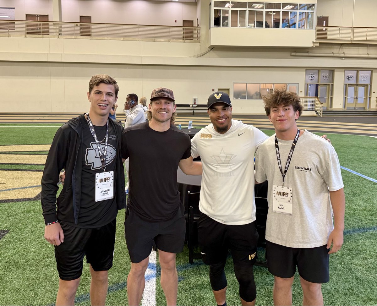 Tate Mathis tweet media