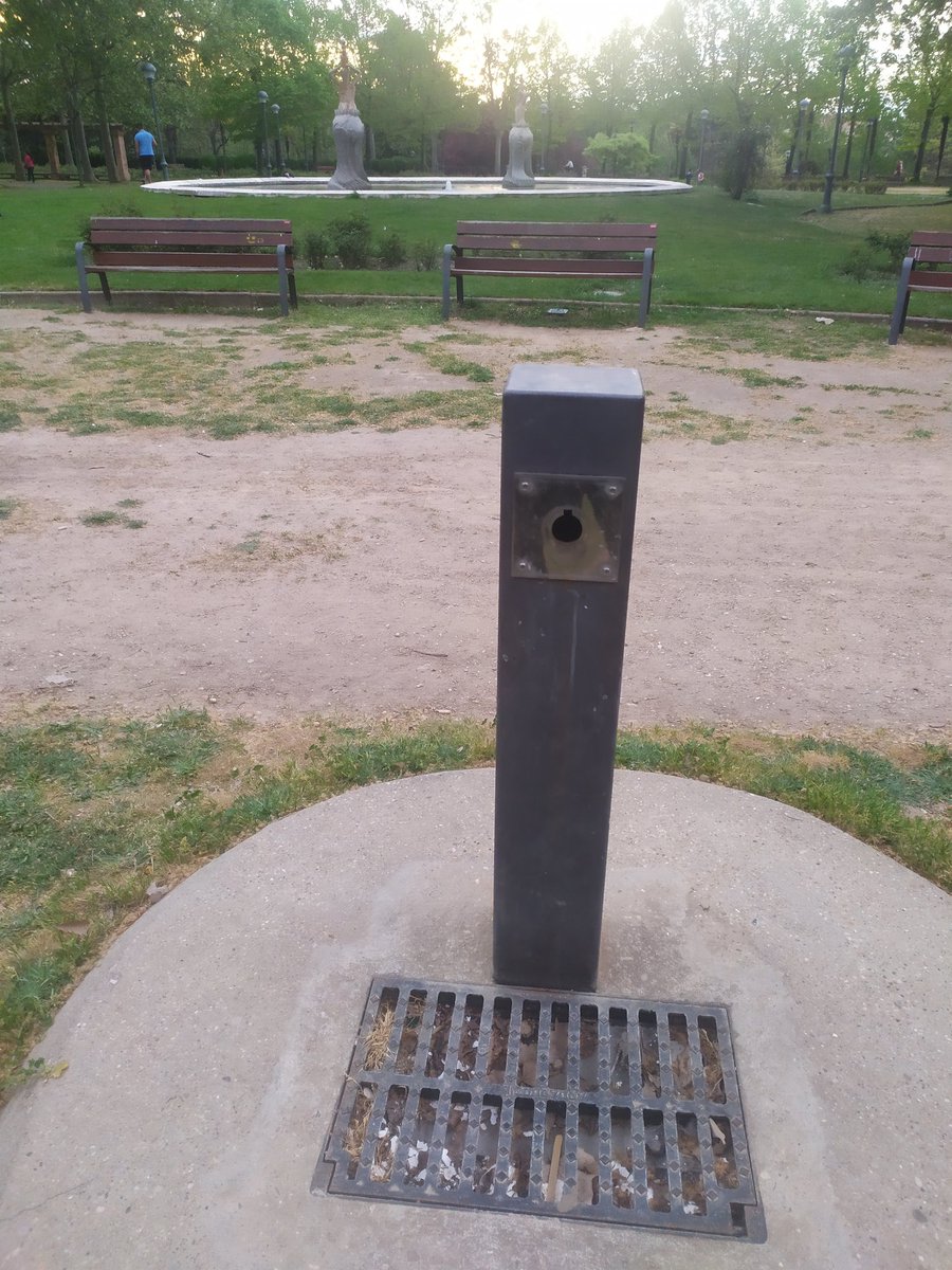 Tengo sed, como conozco el parque ribera de castilla voy a otra fuente, idéntico resultado.
18 de Abril 2026
¿Pueden decirme que fuentes del parque de la ribera están funcionando?
#fuente #valladolid
<a href="/AyuntamientoVLL/">Ayto. de Valladolid</a> <a href="/aqua_vall/">AquaVall 💧</a>