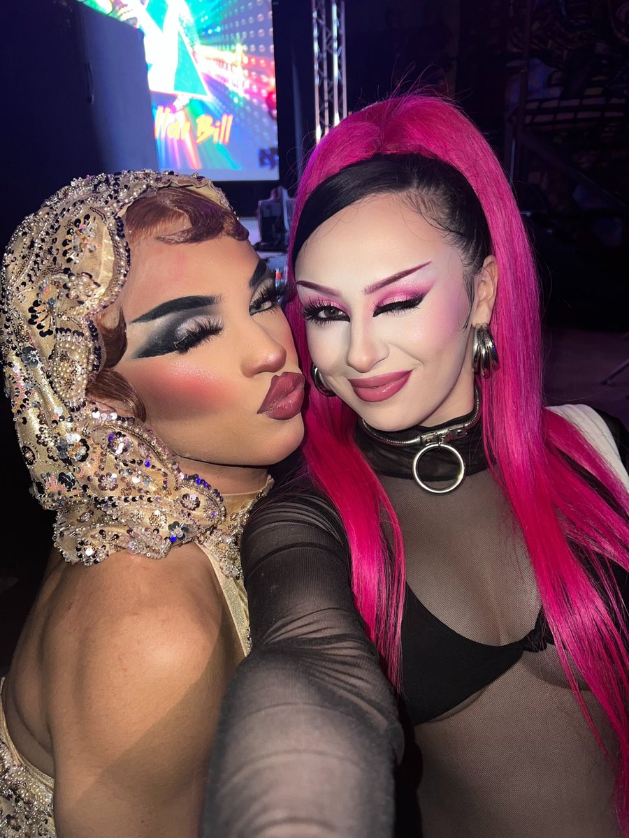 Meg thee italian tweet media