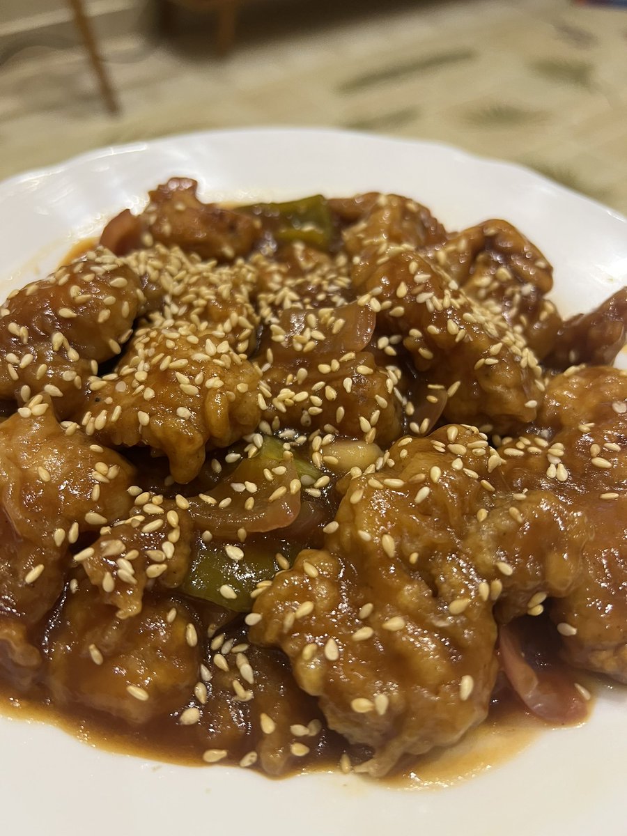 مَريَم tweet media