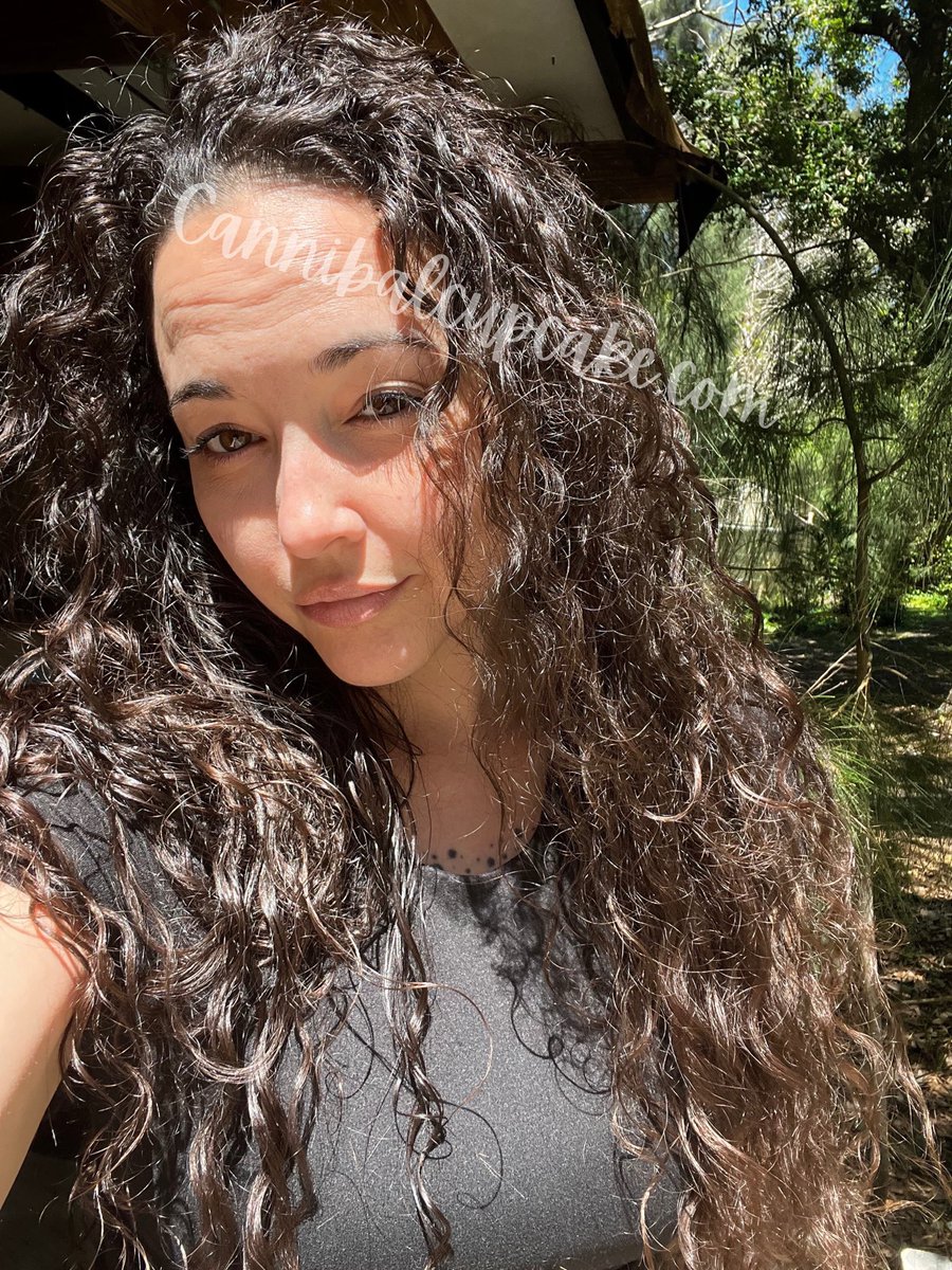 Cannibal cupcake 🧁💋 tweet media