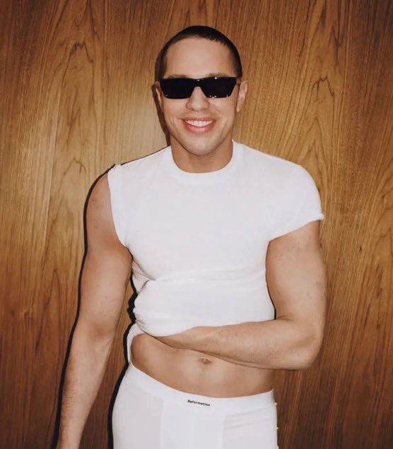 UpdateCharts tweet media