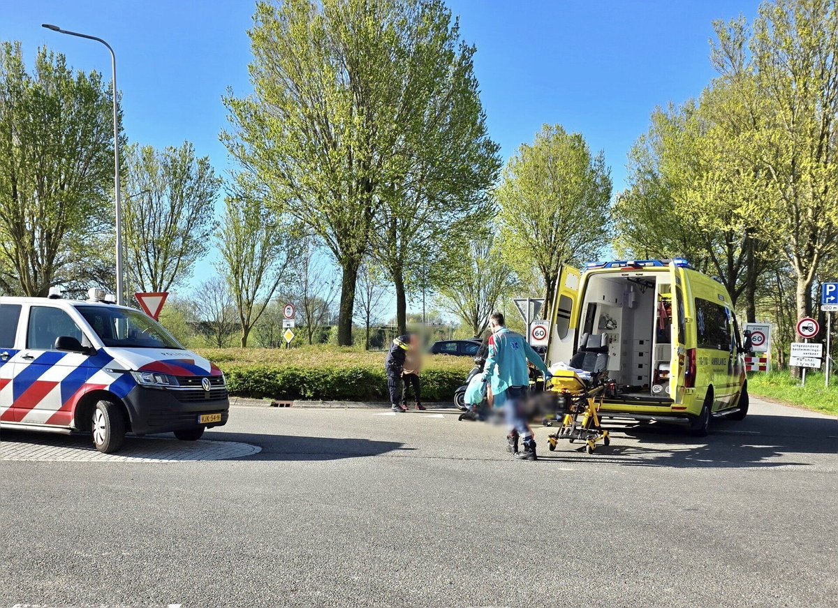 Wielrenner gewond geraakt na aanrijding met auto