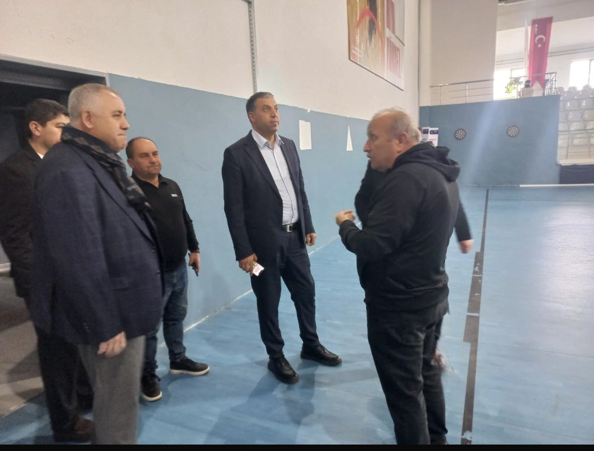 usezginer's tweet photo. Akparti İstanbul İl Spor Komisyon Başkanlığı olarak güzel ilçemiz Şile’de İlçe başkanımız, şile spor komisyon başkanımız ve ilçe spor müdürlüğümüz ile güzel istişarelerde bulunduk. https://t.co/cHgSVZgzvU