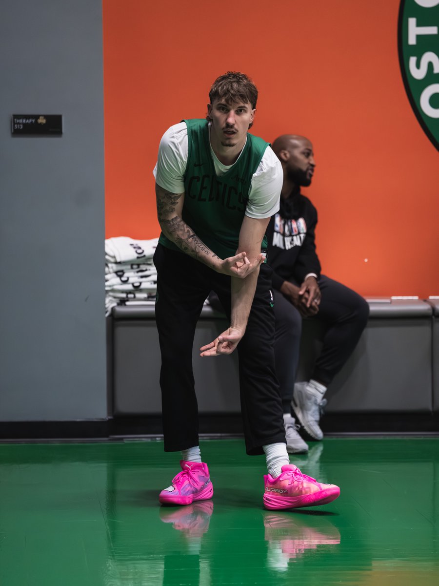 celtics's tweet photo. Baylor Scheierman: Vibe Curator 😂 https://t.co/6BkoU7zy8D