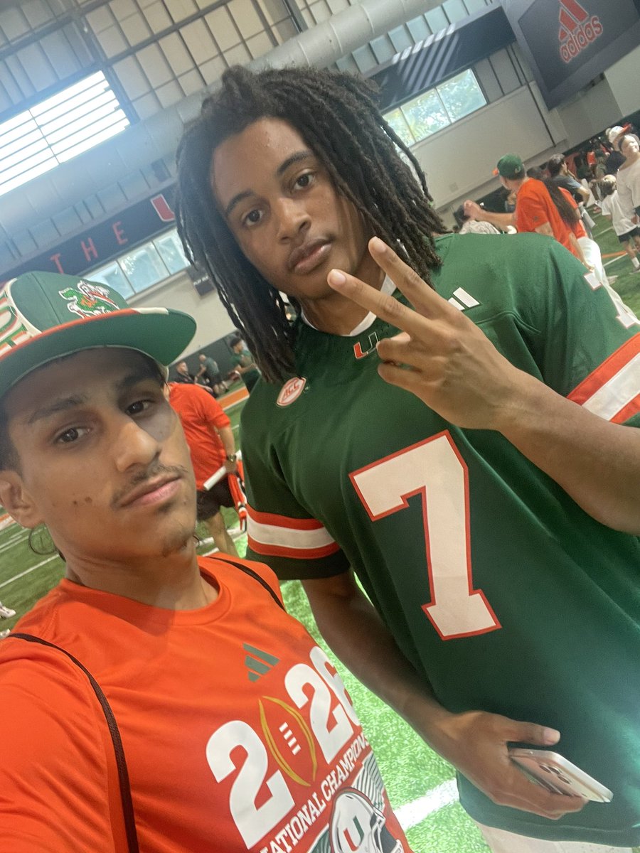 Brabra_Savage24's tweet photo. Freshman QB Dereon Coleman
Freshman WR Somourian Wingo
Frshman WR Milan Parris &amp; 
WR Daylyn Upshaw🙌

#GoCanes #SpringGame2026 https://t.co/TbfTlNs5NS