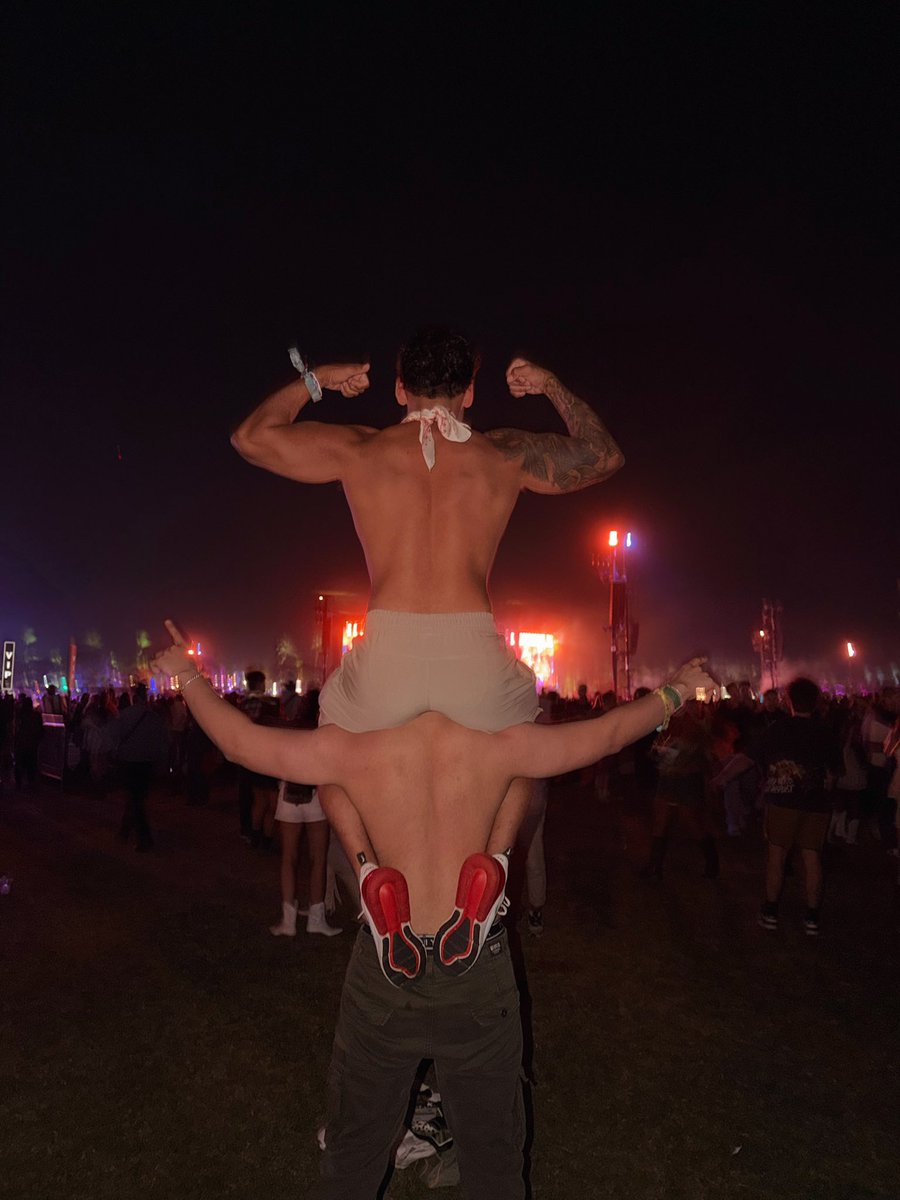 Christian Danny tweet media