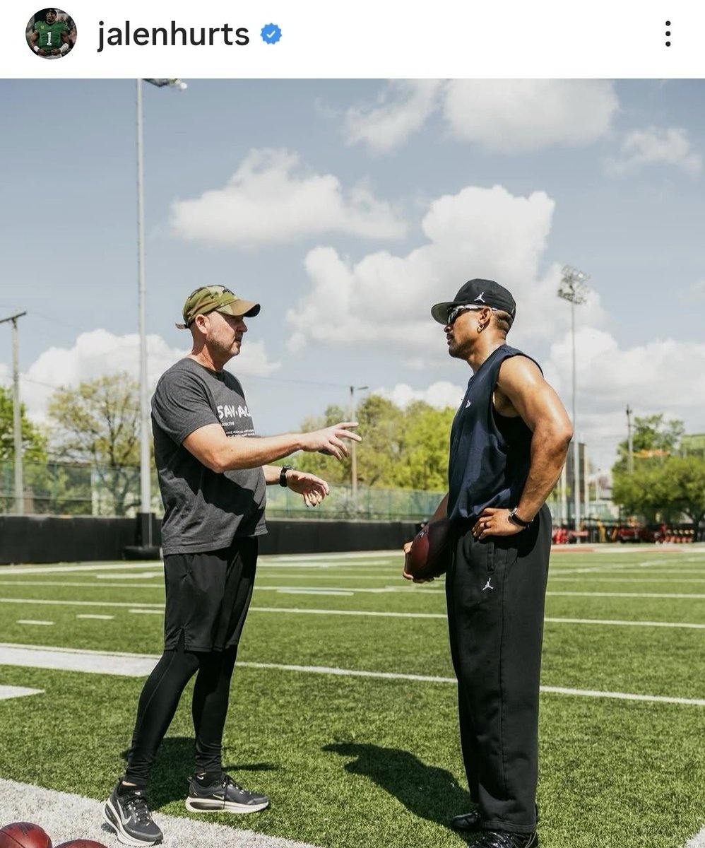 Mostly Eagles Tweets  (@mostlyeagles) on Twitter photo 