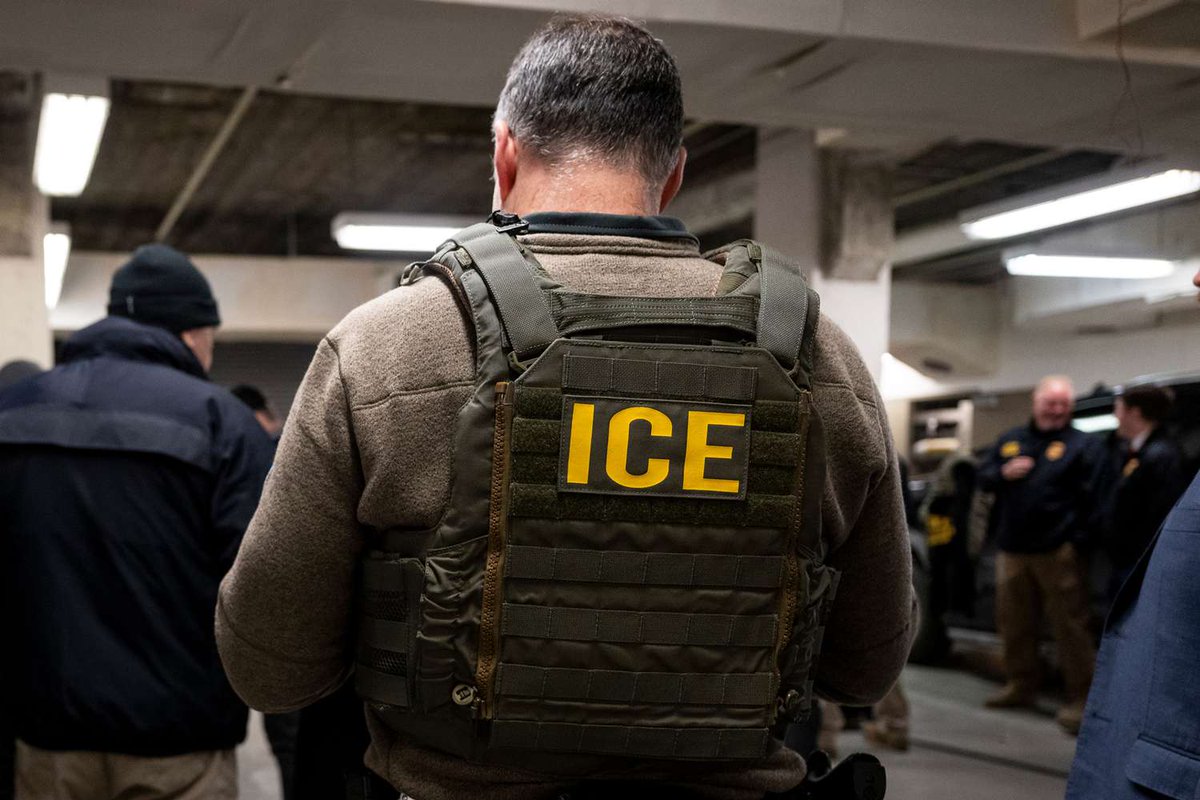 leadersmena's tweet image. #ICE says at least 17 #immigrants have died in #US #Immigration and #Customs Enforcement #custody from January 2026 through early April, following 31 #deaths last year, a two-decade high.