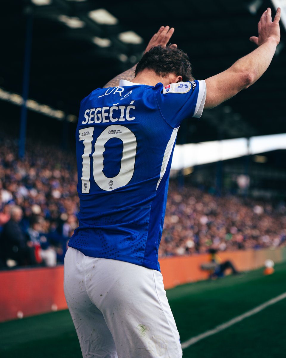 Portsmouth FC tweet media