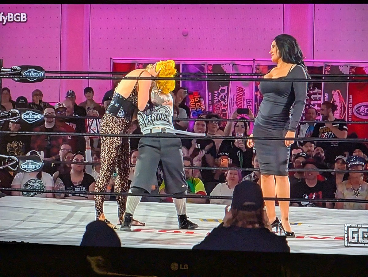 Wrestling it's my life ! ✨ tweet media