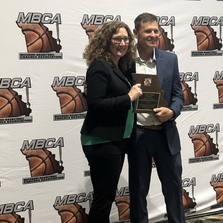 WActivities's tweet photo. Today, Trevor Mosby was inducted into the Missouri Basketball Coaches Hall of Fame! With over 30 years of coaching at his alma mater, he has impacted generations of Smithville Warriors. We are proud to celebrate him today! Congratulations, Coach Mosby! Go Warriors! https://t.co/pWJPCEHbgK