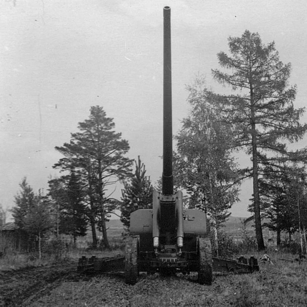 Tank_Archives's tweet image. Orders were given #OTD in 1941 to develop powerful new 107 mm anti-tank guns to defeat German super-heavy tanks. The guns were built and tested, but by the time German heavy tanks showed up the 107 mm caliber was no longer in use. #artillery #tanks #history #WW2 #WWII