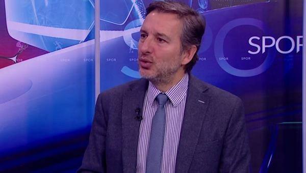 İlker Yağcıoğlu: "GS yöneticisi Metin Öztürk Faul olmayan pozisyonda faul verildi diyor. O zaman Fenerbahçe taraftarının sokağa dökülmesi lazım gol yediler çünkü."

(Trt Spor)