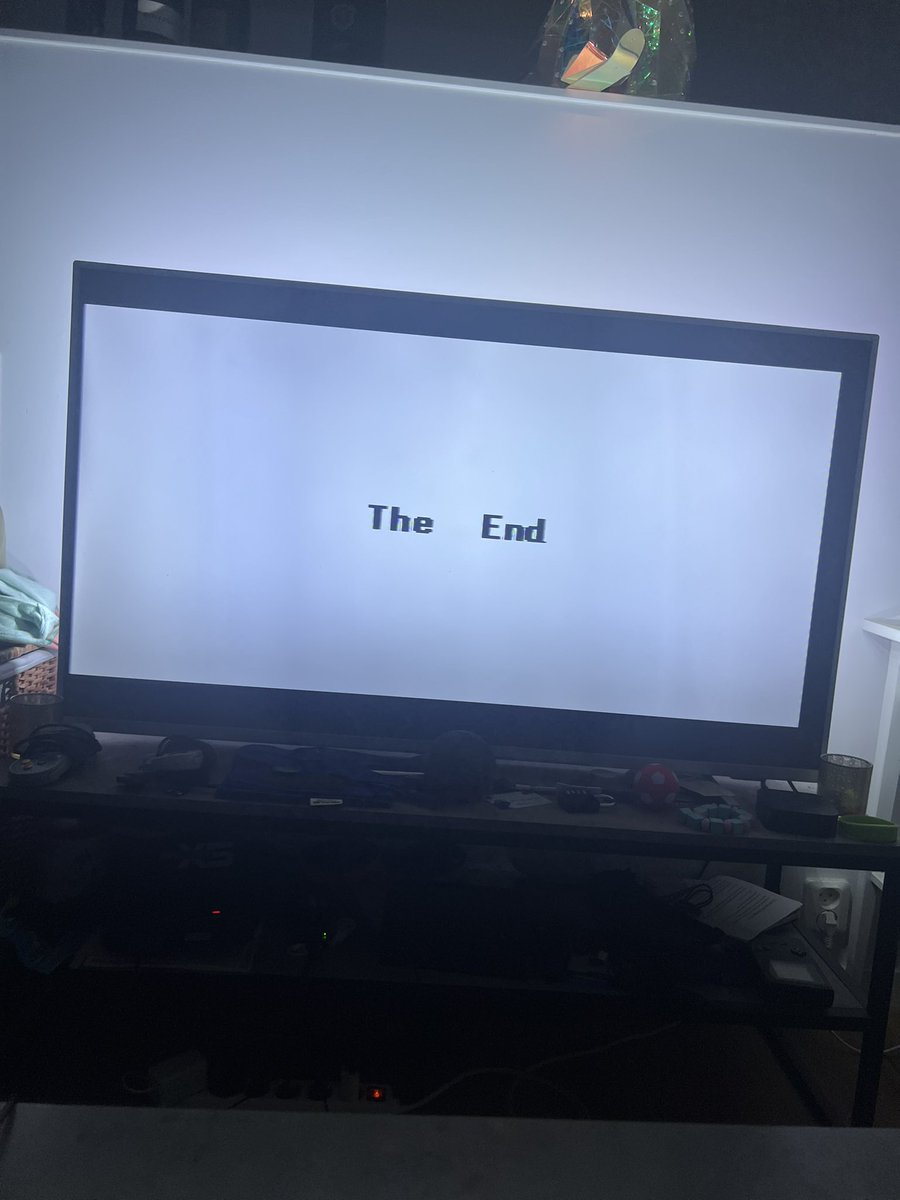 ChrisXswe's tweet image. Someone looked at this screen and said ”let’s make it brighter!” 🤣
#TeamFlash