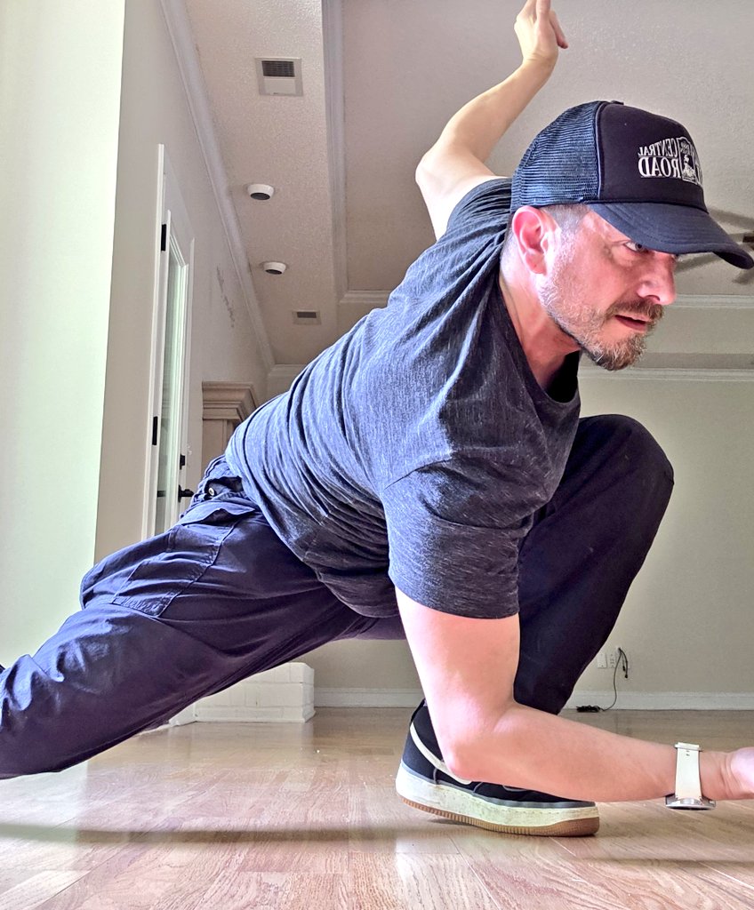 🇺🇸Josh Keaton🇵🇪 tweet media