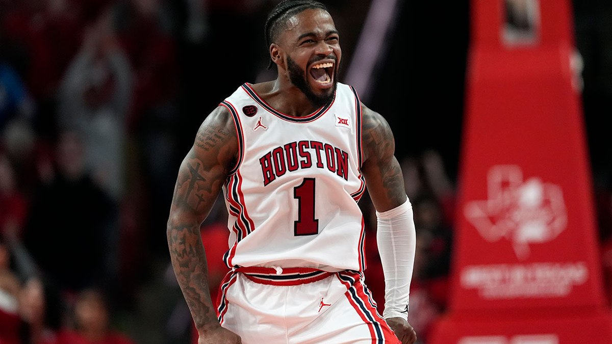 Joeim1v's tweet image. Former #Houston PG Jamal Shead in today’s NBA playoff matchup: 

17 points.
5-6 from three.
28 minutes. 

Kelvin Sampson knows guards.