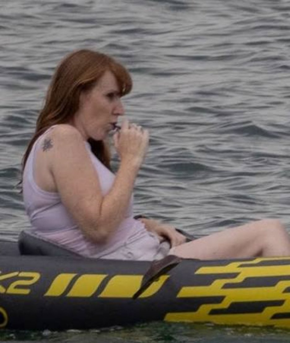 The world has gone mad tweet media