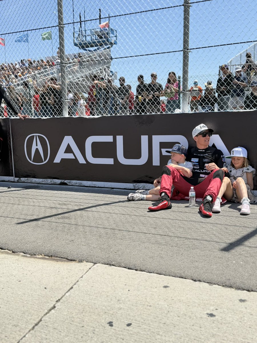MeyerShankRac's tweet image. #IMSA

Race day 🤝 Family time

#AGPLB // #Acura