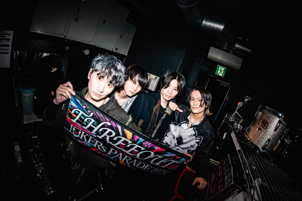 Kento THREEOUT tweet media