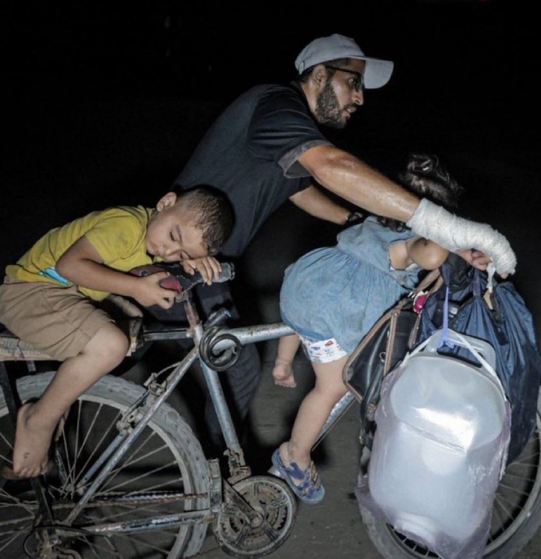 Ya bizim çocuklarımız olsaydı?

Susma!

Lütfen elden ele paylaşın. #Gazze