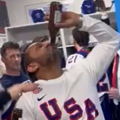 Phillip Davis tweet media