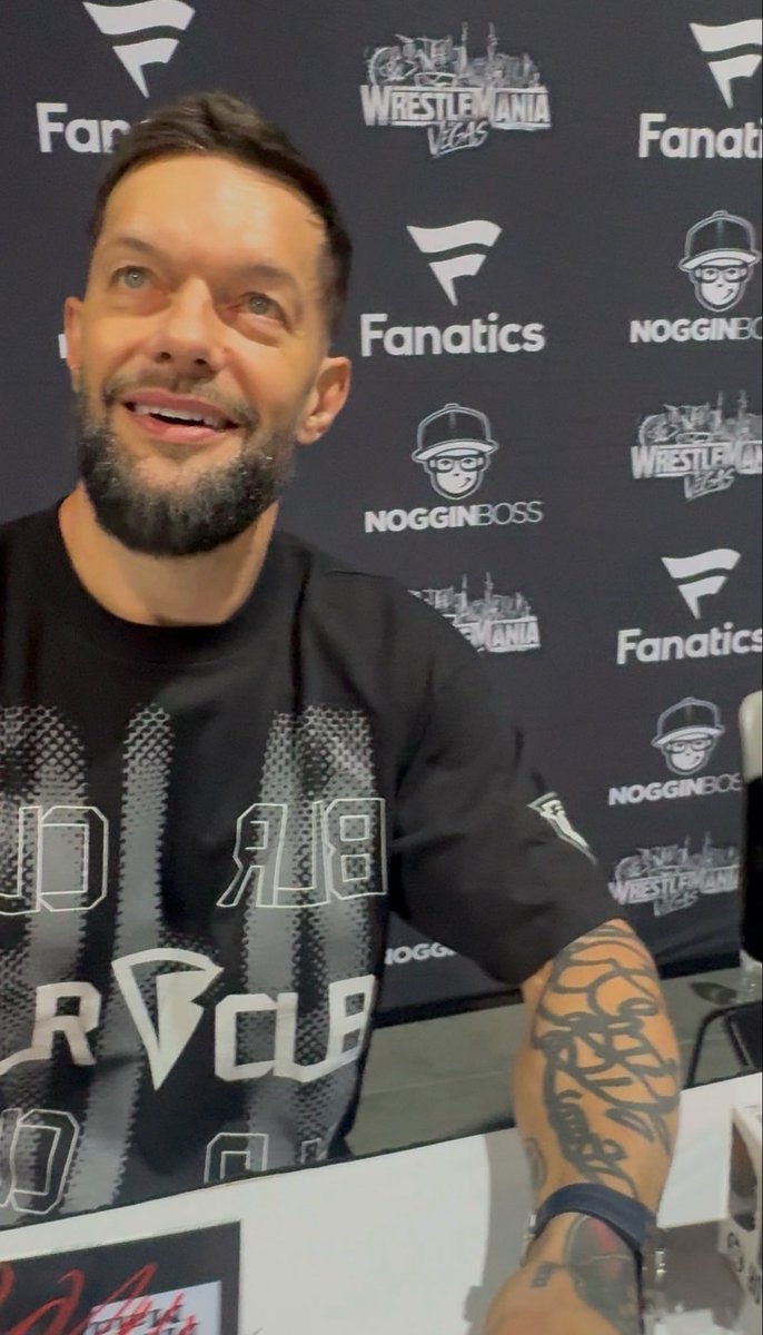 caro ♡ tweet media