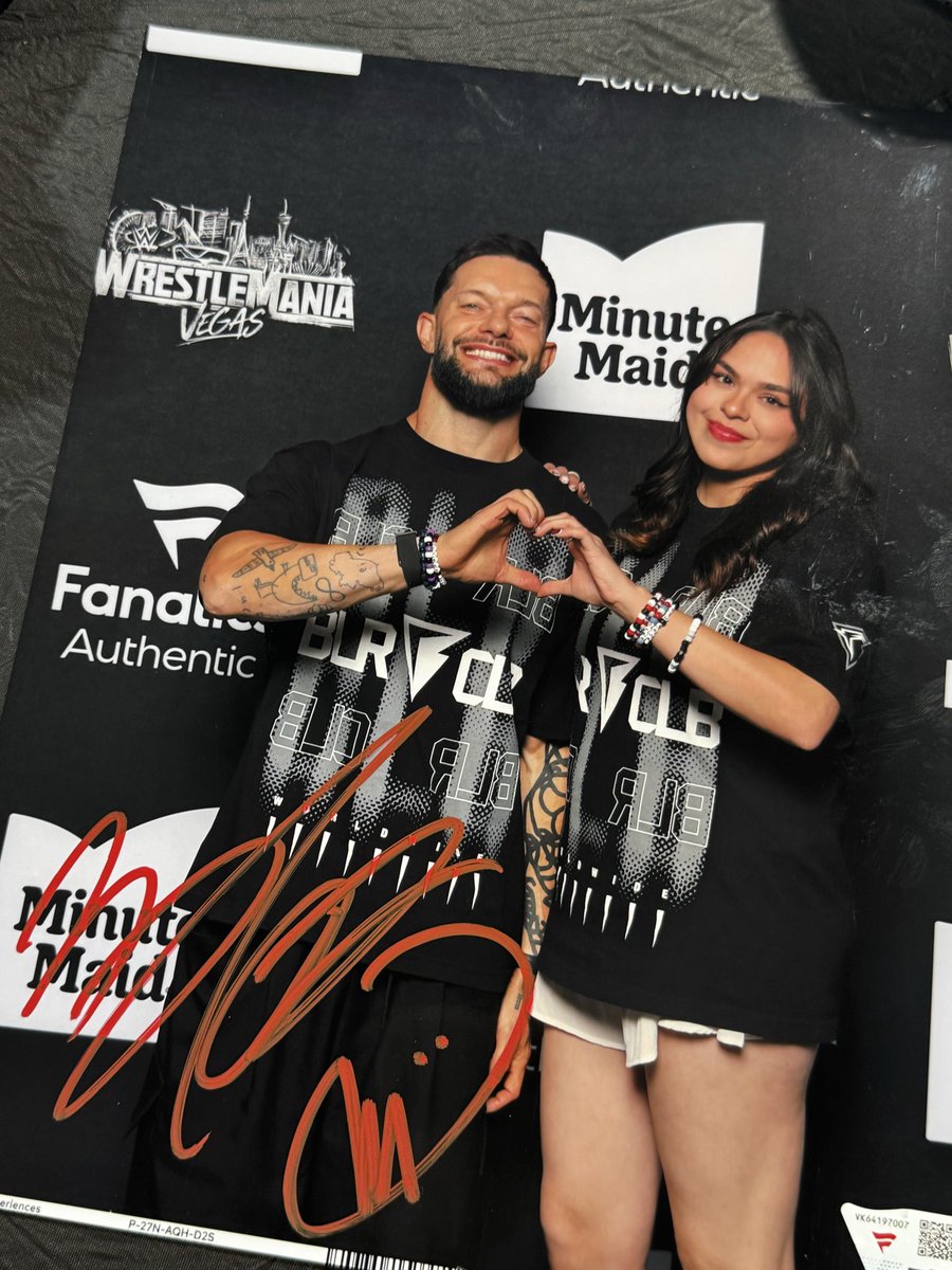 caro ♡ tweet media