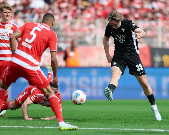 Daily Romania tweet media