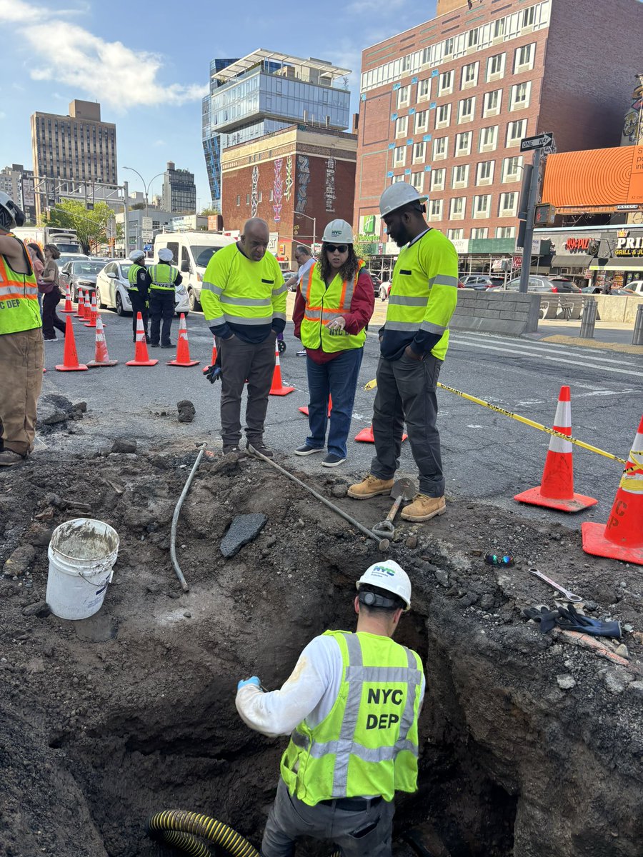 NYCWater's tweet image. DEP crews are on the scene of a water condition at Clinton and Delancey streets on the #LowerEastSide in #Manhattan. Water is currently shut off as they make repairs. Commissioner Garcia is on site to assess the situation.