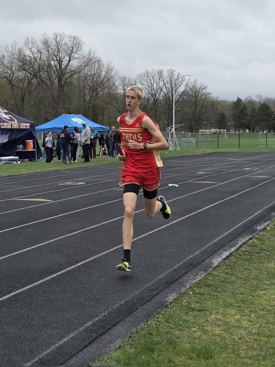 ShawnDuFresne's tweet image. Royal Oak Relays @TroyAthensTF #GoHawks