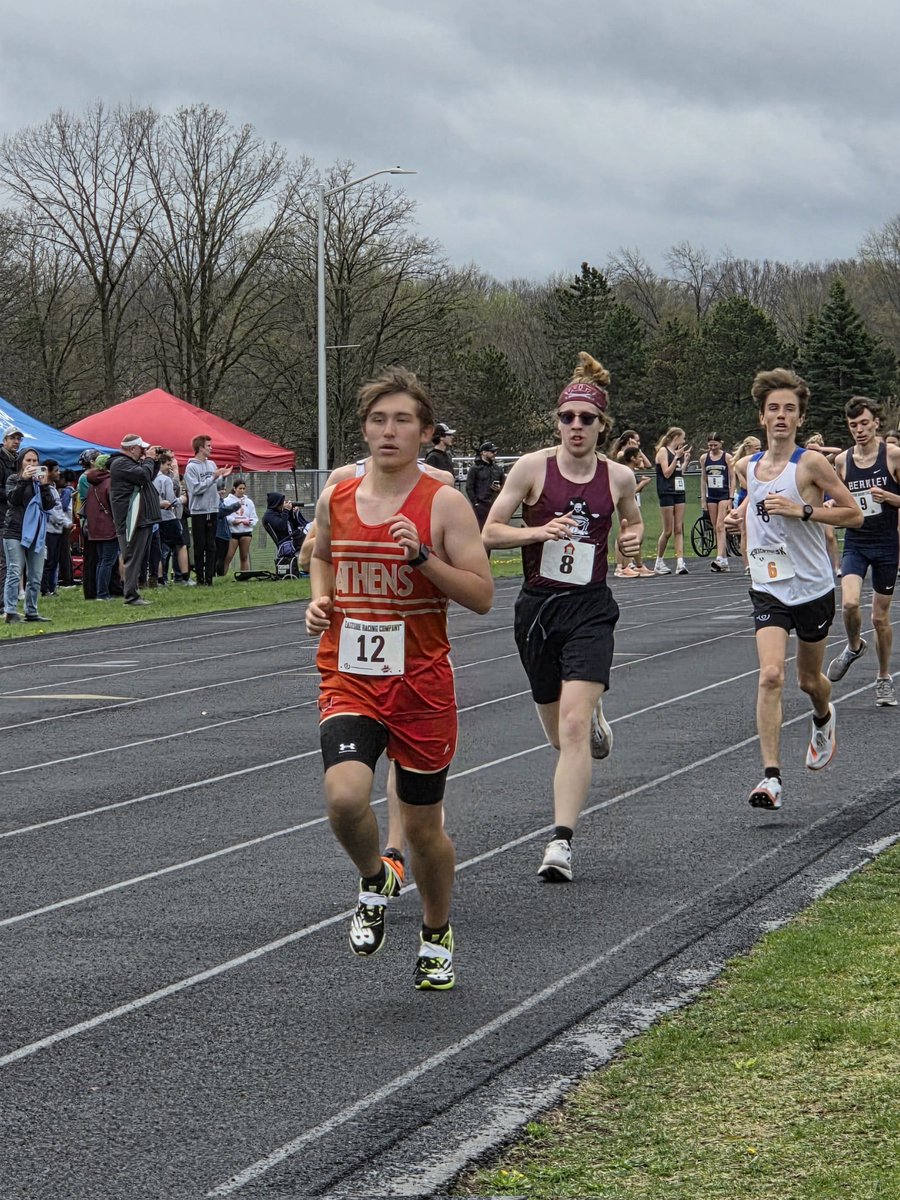 ShawnDuFresne's tweet image. Royal Oak Relays @TroyAthensTF #GoHawks