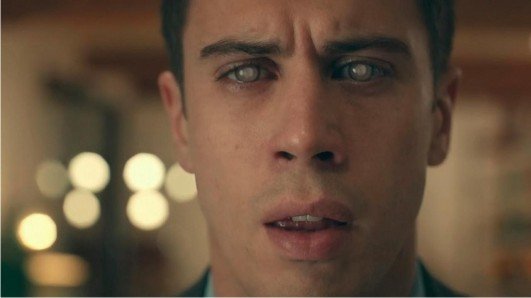 2029: Despliegue Red 6G/Ondas Thtz. Estas frecuencias tienen la longitud d onda exacta para resonar en las moléculas d agua del🧠
La Luna emitirá un pulso constante q anula el sueño REM; vigilia/minería d datos 24/7

El Nervio Óptico se convierte en pantalla. Ya no necesitas celu