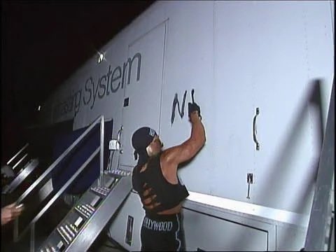 Stephen Lloyd tweet media