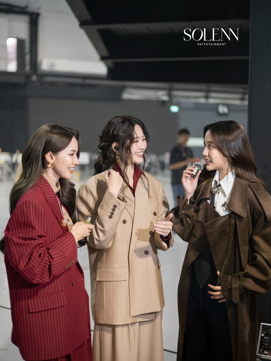 r (itsbecfreen_ real) tweet media