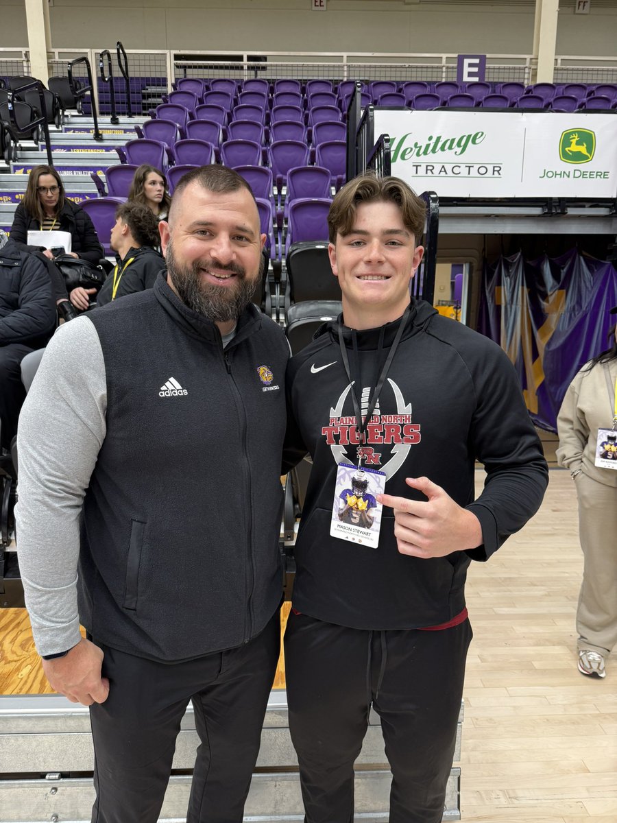 Mason_Stewart48's tweet photo. After a great junior day and conversation with @KreczmerWIU and @CoachBWilson and @CoachJoeDavis I’m blessed to have received my first d1 offer from Western Illinois!!! @PNTigerFootball @WIUFootball @EDGYTIM https://t.co/k2S9jQP8vZ