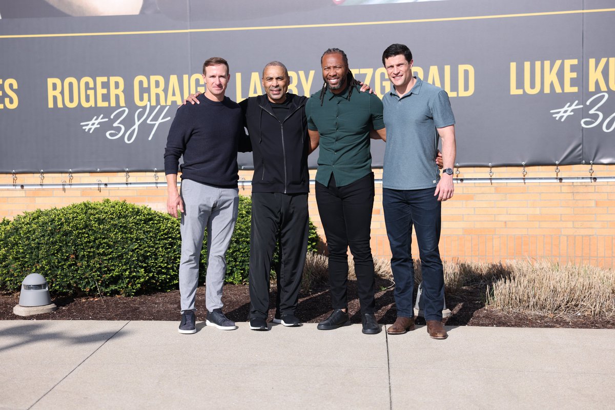 Saints's tweet photo. More behind-the-scenes photos of Drew Brees' @ProFootballHOF orientation

📸: https://t.co/Db5KacTEW6 https://t.co/D3yQkg894P