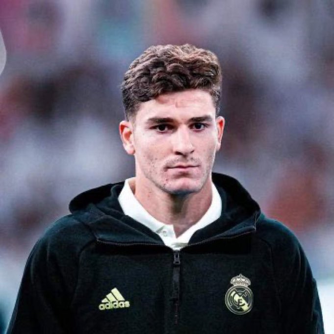 سلطان tweet media