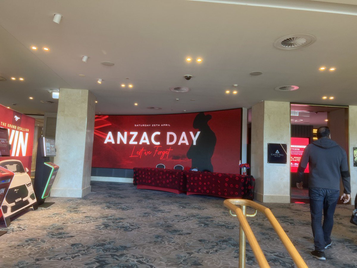TomMali90's tweet photo. Australia Anzac Day Castle Hill RSL Club（Castle Hill RSL ) https://t.co/o4HlckdPHO