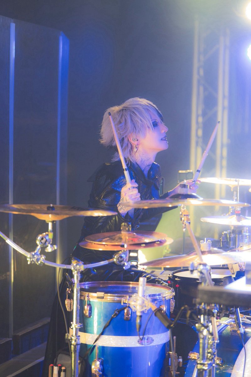 BASIL ⚔️ zyean & silver love ♡ tweet media