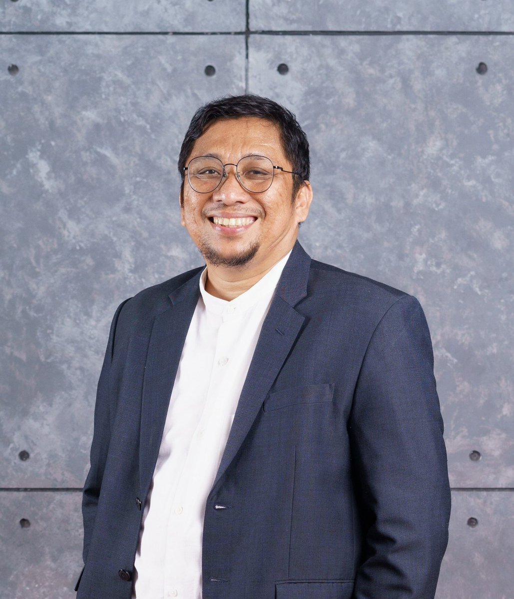 Dosen Kesayanganmu tweet media